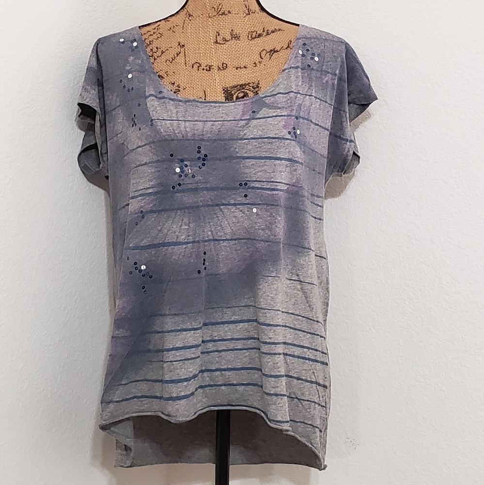DKNY JEANS Blue Gray Tie Dye graphic print top with sequins Lg. - Picture 1 of 7